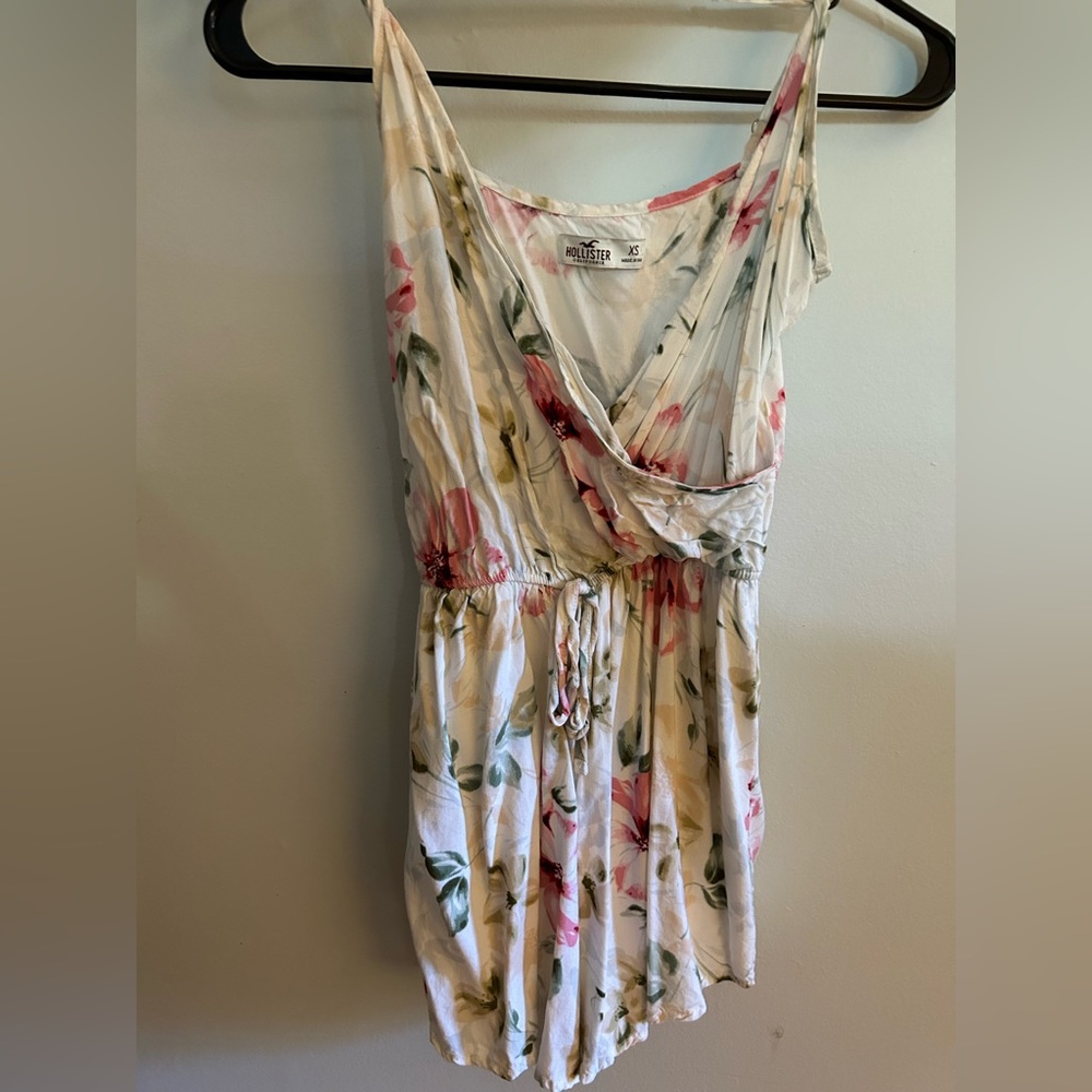 Hollister Romper XS